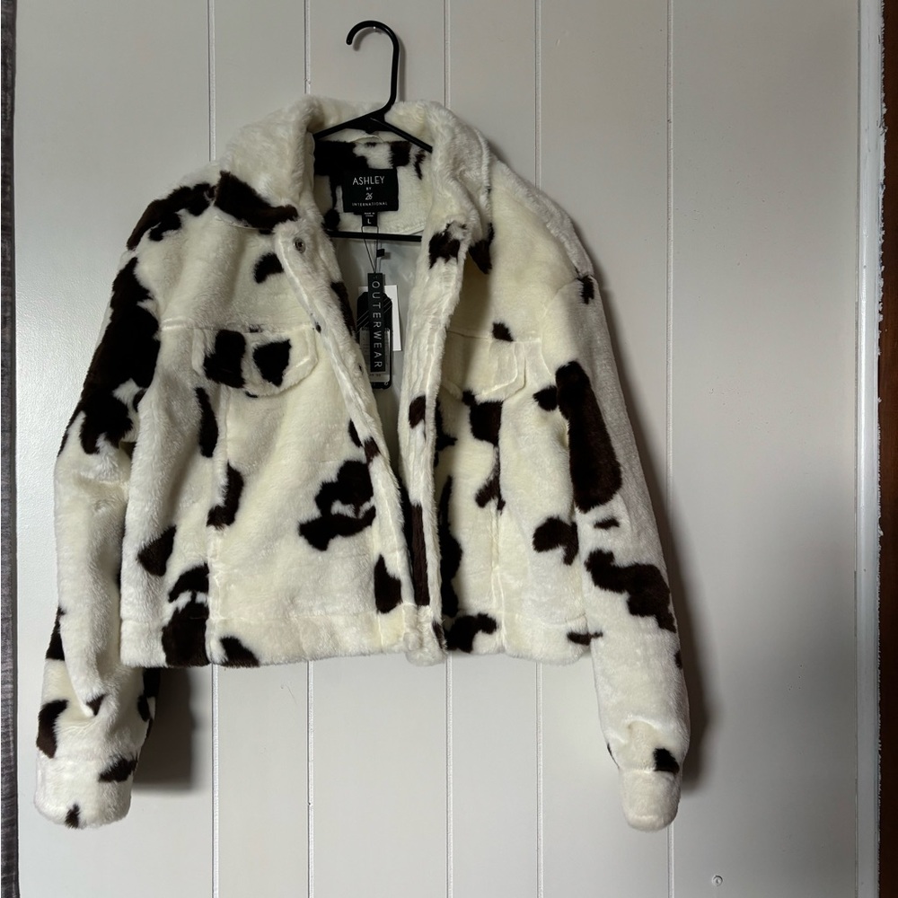 Size large brand new cow jacket